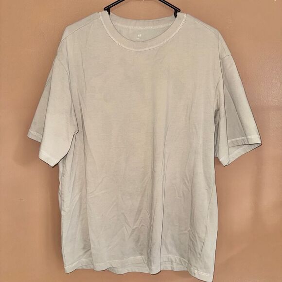 H&M Men's Relaxed Fit  Tee T-Shirt in Taupe Brown Size Medium - Picture 1 of 8